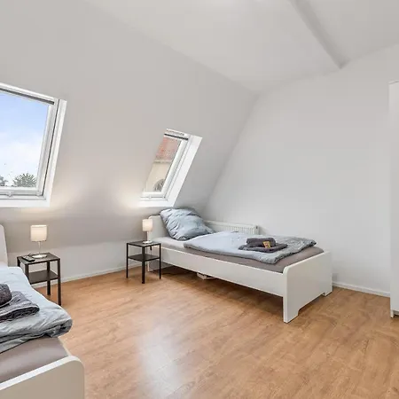 Apartment Home2stay Kitchen,wifi,smart Tv New Wendlingen am Neckar