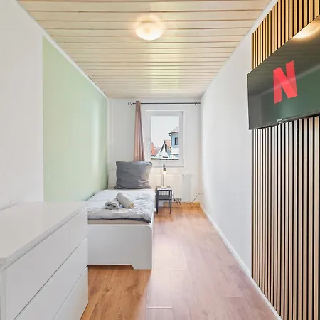 公寓 Grosszuegige Monteurwohnungen In Mit Smart Tv, Wifi, Parkplatz *