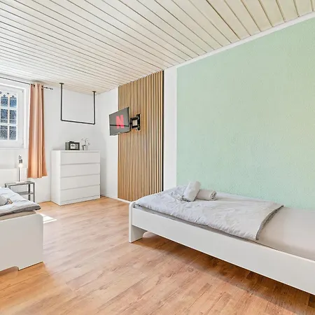 Grosszuegige Monteurwohnungen In Mit Smart Tv, Wifi, Parkplatz